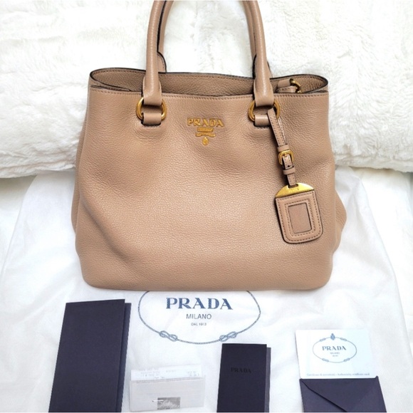 Prada pebble leather crossbody bag - Picture 1 of 7